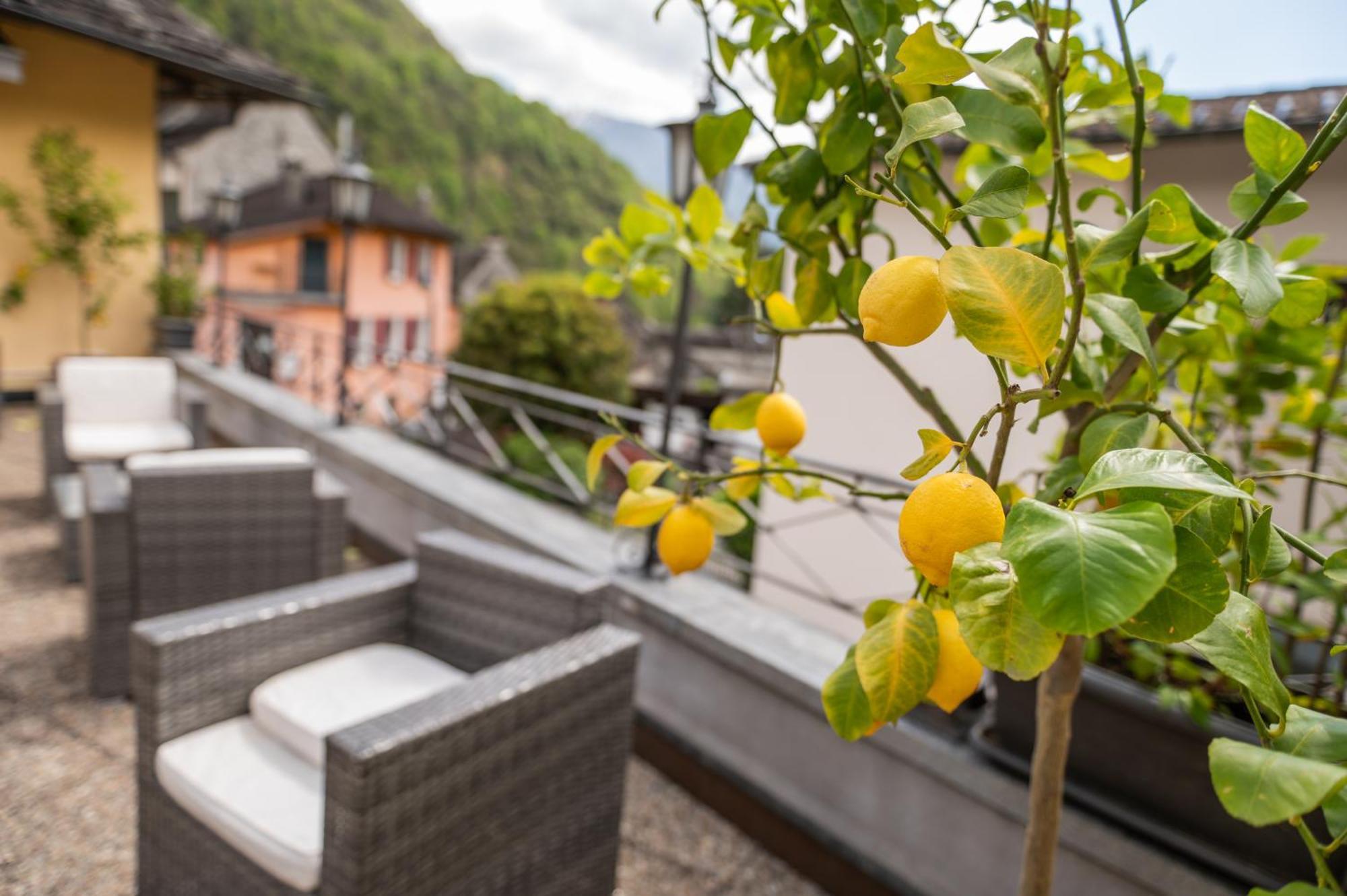 Locanda Poncini Maggia Exterior photo